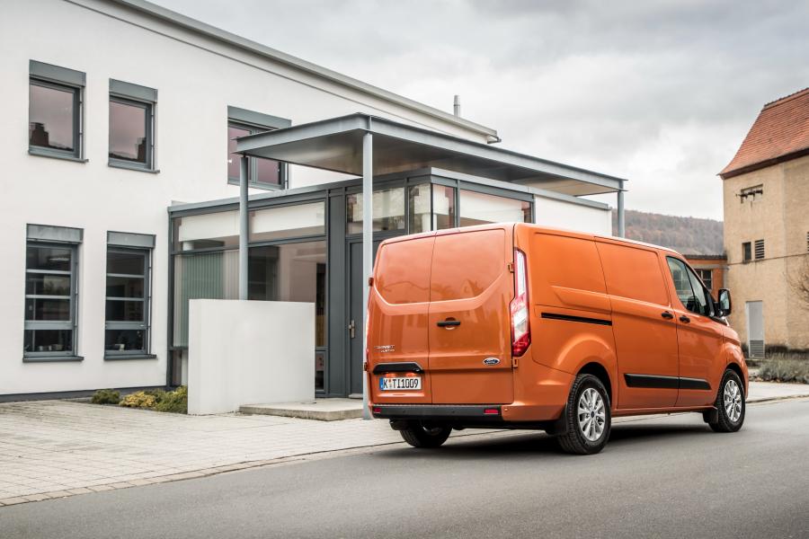  Ford Transit Custom Trend 2017 года  (WW) (фото 4 из 30)